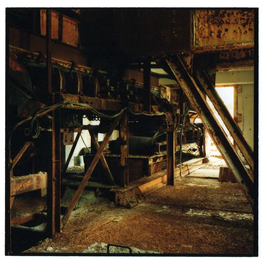 深沢鉱山-コンベア斜坑-駆動室